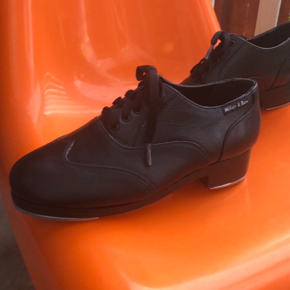 Miller & Ben TAP shoes sz. 39.5 blk triple threat